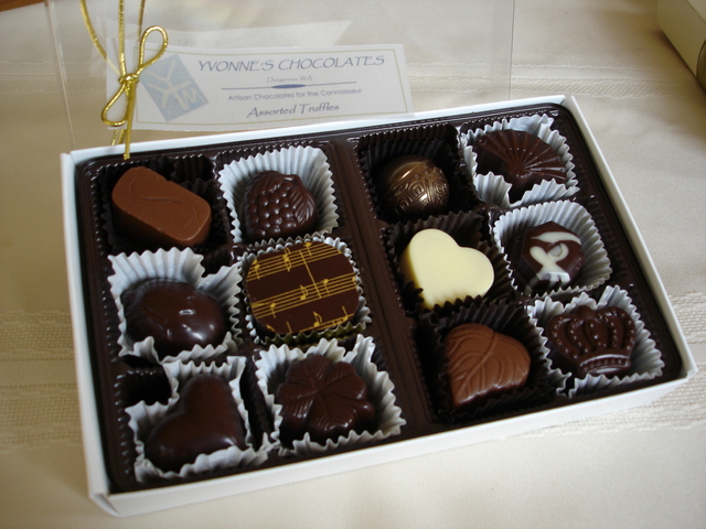 A lovely box of fine locally made chocolates. Local and organic ingredients 